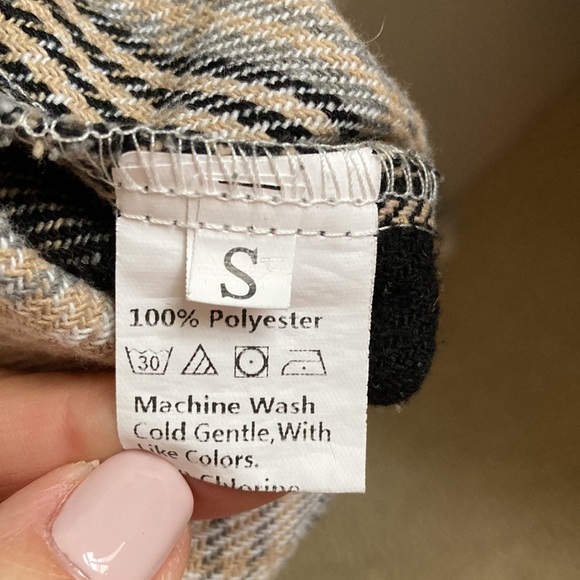 C+D+M Shacket (flannel shirt/jacket), EUC - Picture 5 of 5